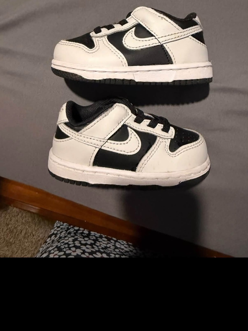 Nike Toddler Black and White Low-Top Sneakers